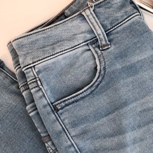AEO blue denim jeans